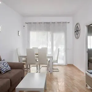 apartamento-a-50m-de-la-playa.topcostabravahotels.com/