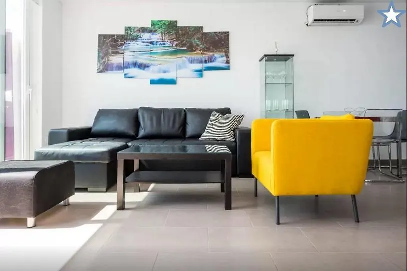 Beachfront Bungalow Apartment Torremolinos